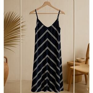 LOFT Chevron Striped Maxi Dress Black White Sleeveless Womens SP Small Petite